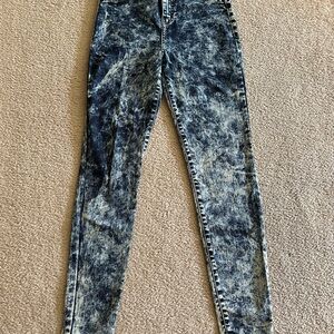Acid Wash Skinny Jeans
